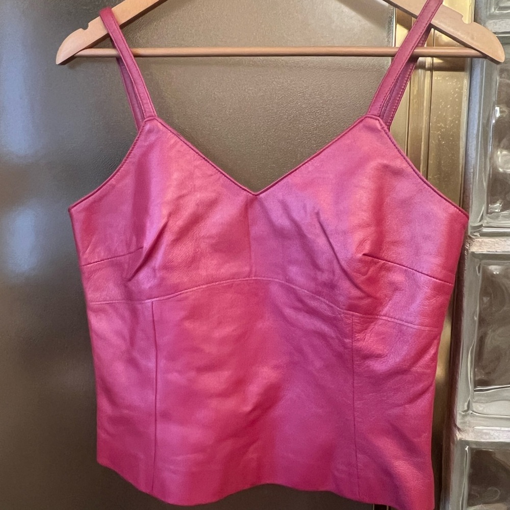 Margaret Godfrey Top- lined genuine leather. Size Medium.